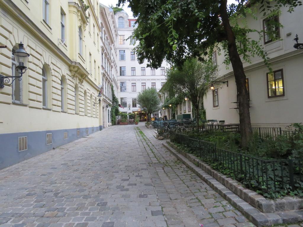 Ferienwohnungen Spittelberg Schrankgasse Wien Rom bilde